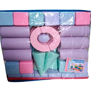 Конструктор Строитель 58 деталей в сумке нюд 1091 /Юг-пласт/